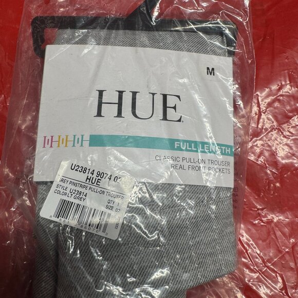 BNWT HUE Women's Gray Pinstripe Pull On Trouser Pants - Picture 2 of 5